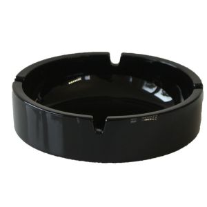 Aschenbecher mieten in Schwarz und Klar